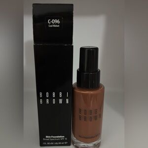 Bobbi Brown Brown and Black Moisturizer for Grooming